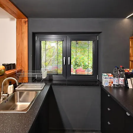 Sip & Sleep - A Vineyard Microhome Experience Kekito Pusta